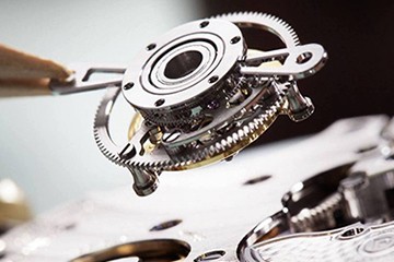 深圳卡地亚表换原厂电池